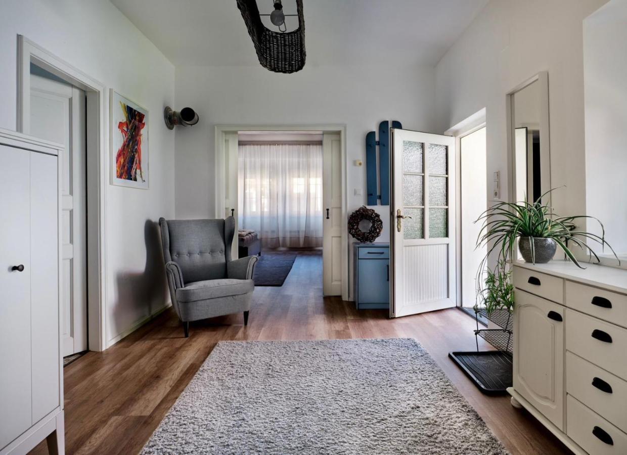 Vila Tilda & Toni Ferienhaus Oslip Exteriér fotografie