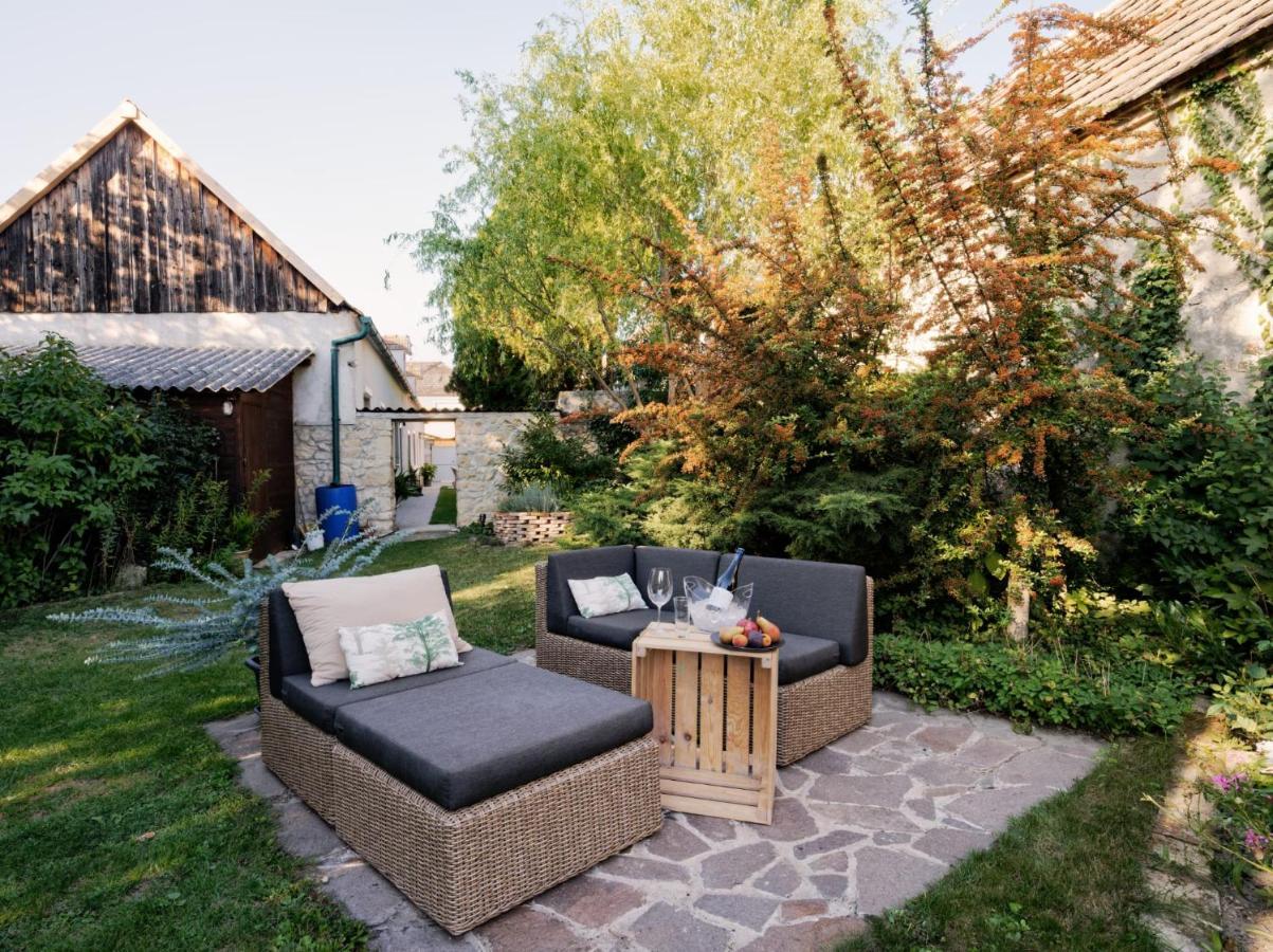 Vila Tilda & Toni Ferienhaus Oslip Exteriér fotografie